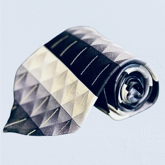 BERGAMO NEW YORK Mens Silk Tie Black Gray & White Geometric Design - Picture 5 of 5